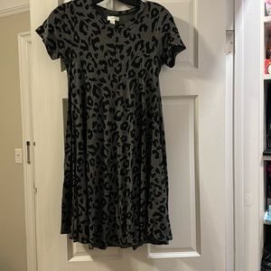 Black and gray cheetah print dress
